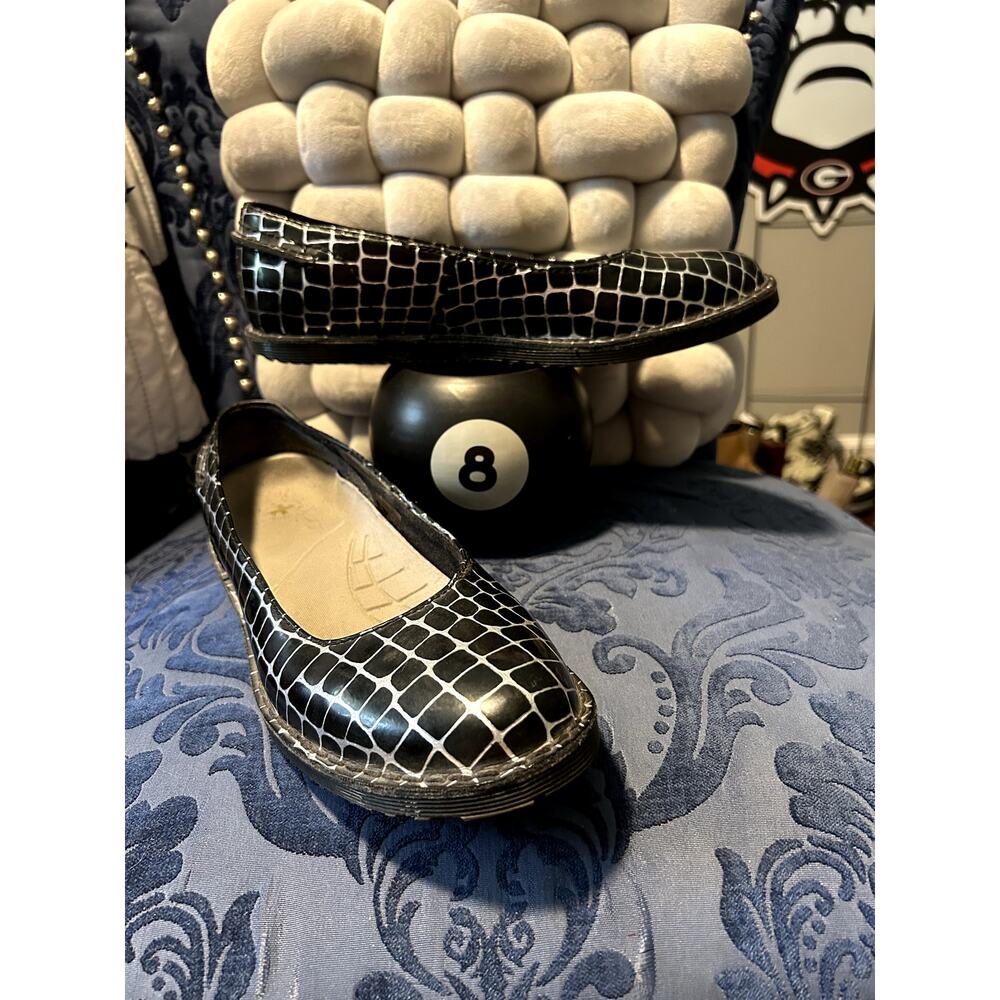 Dr Martens Christina Black Silver Flats size 8/EU 39